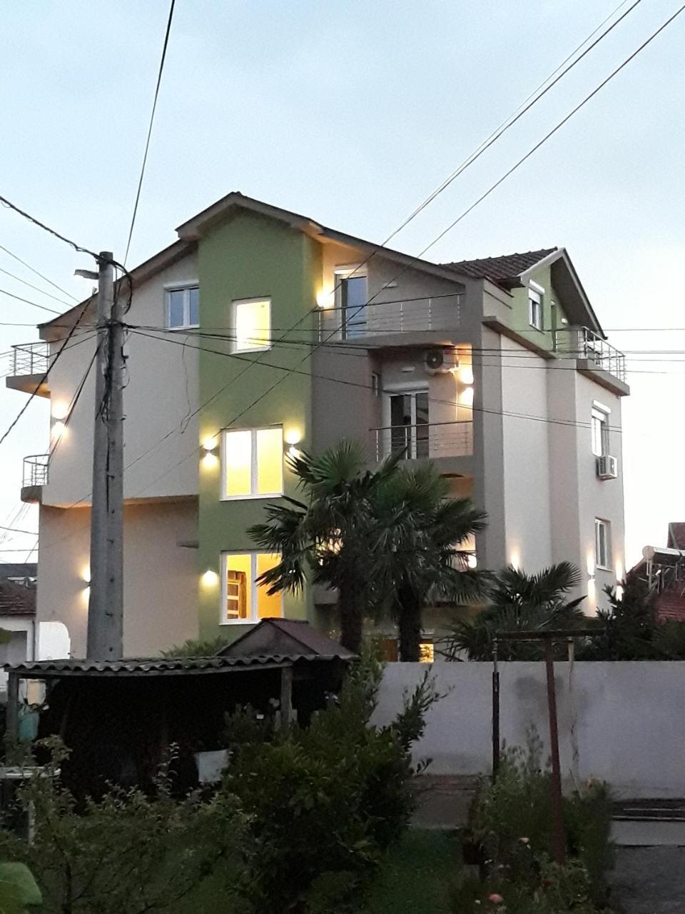 Vila & Apartments Matea Gevgelija Exterior foto