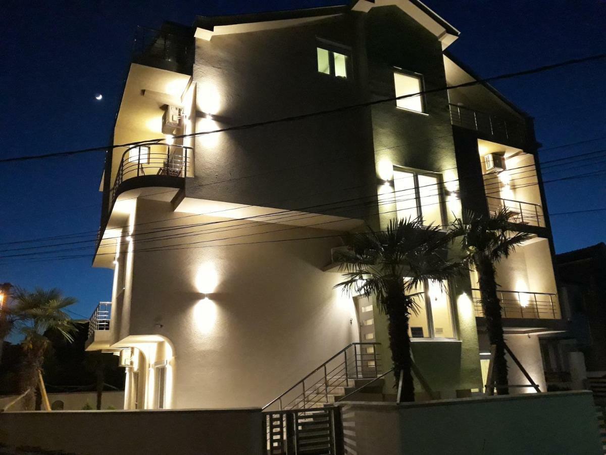 Vila & Apartments Matea Gevgelija Exterior foto